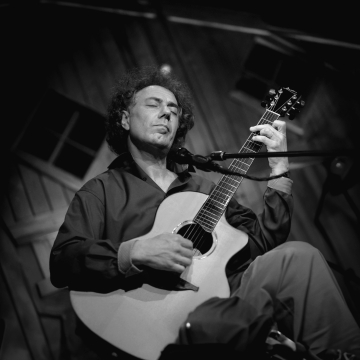 Pierre Bensusan - One Guitar, One Voice - 50th Anniversary